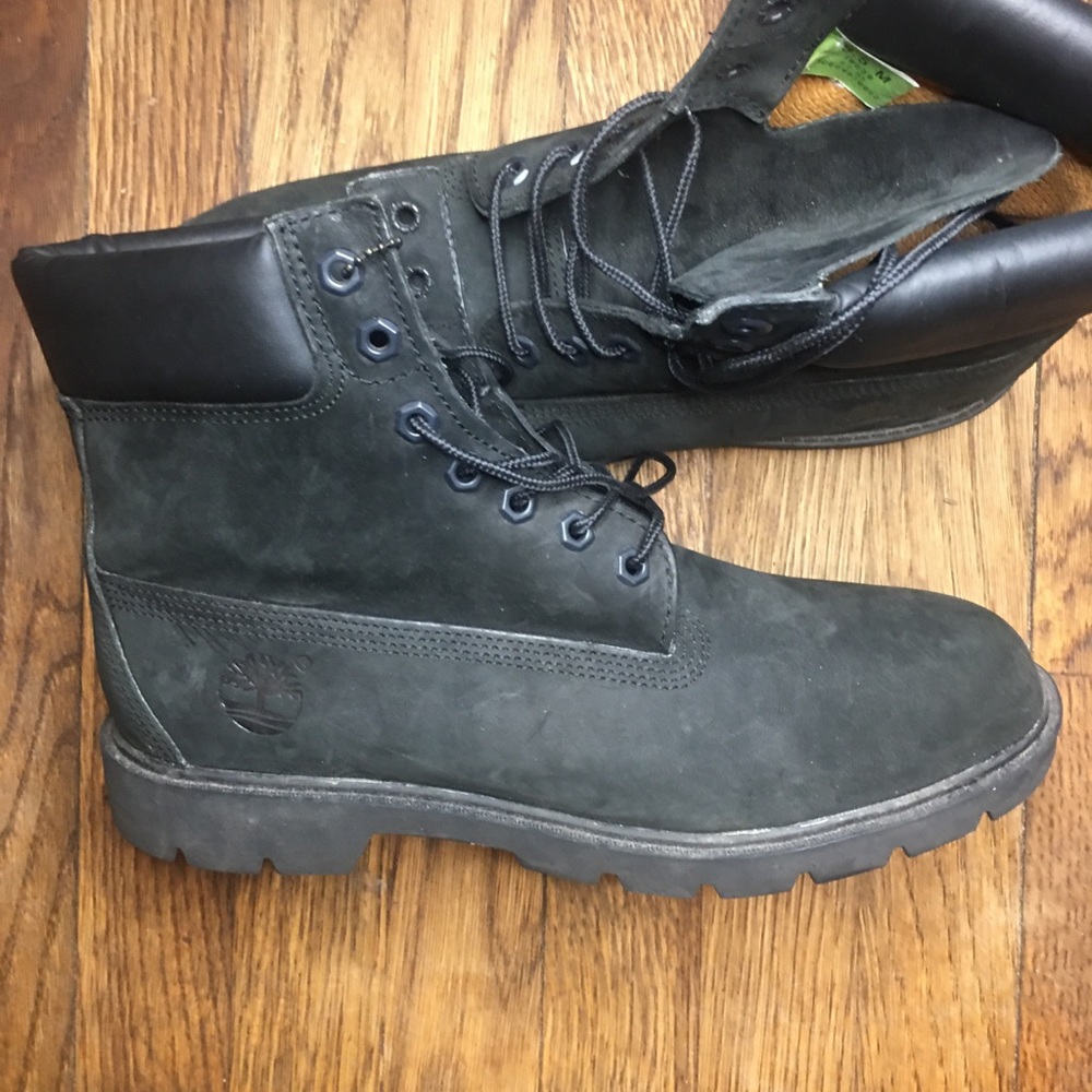 Black suede Timberland size 9.5 boots